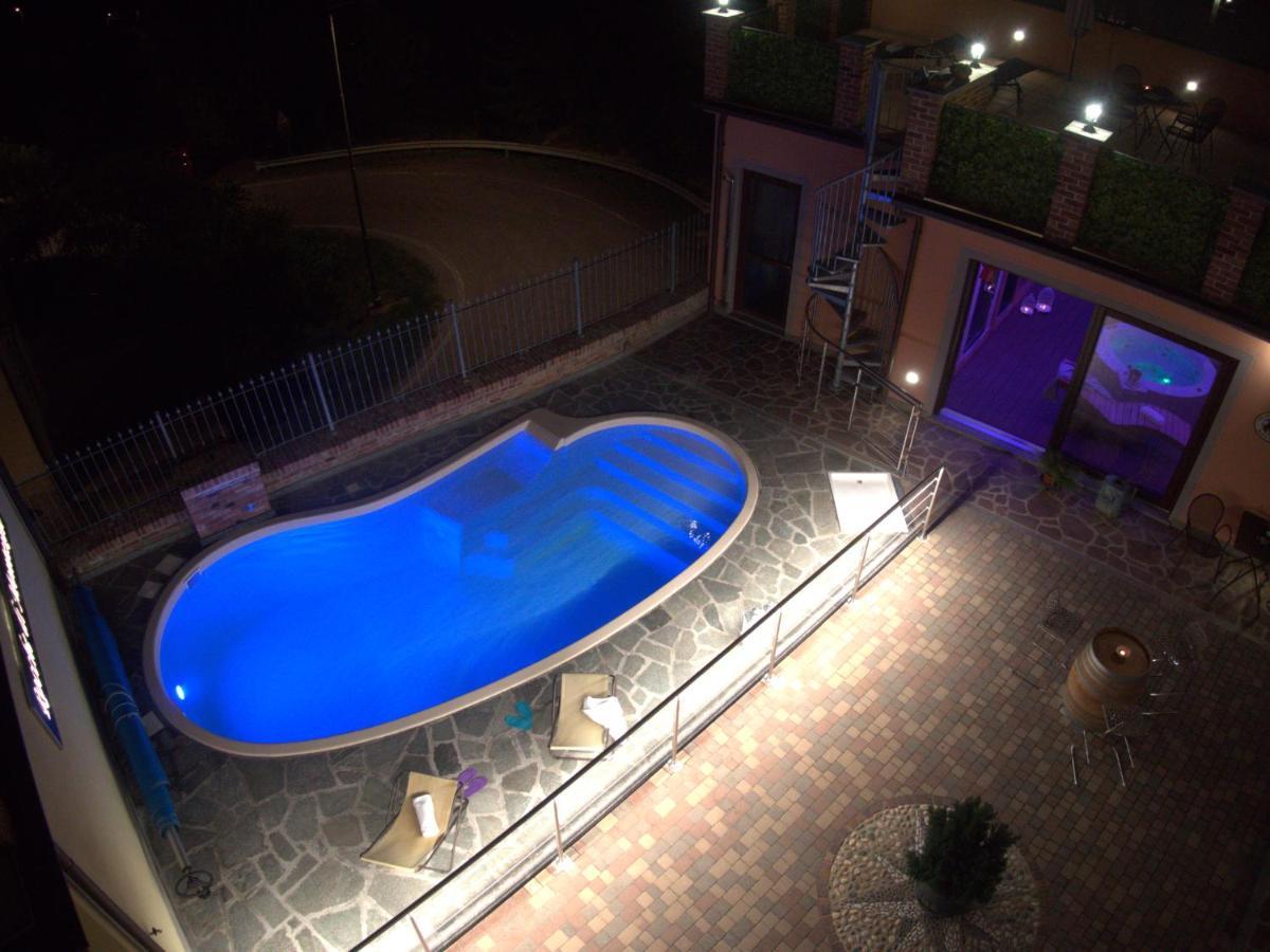 Rocche Di Montexelo - Green Key Apartments & Spa Monticello d'Alba Exterior photo
